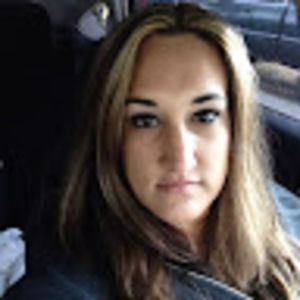 Meet your Posher, Dennise